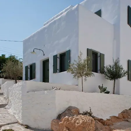 The Olive House Naousa (Paros)